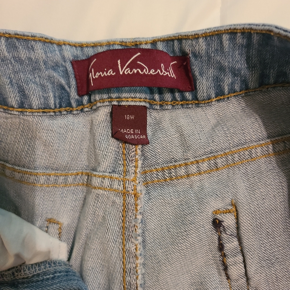 GV Jean Capri - Picture 3 of 3